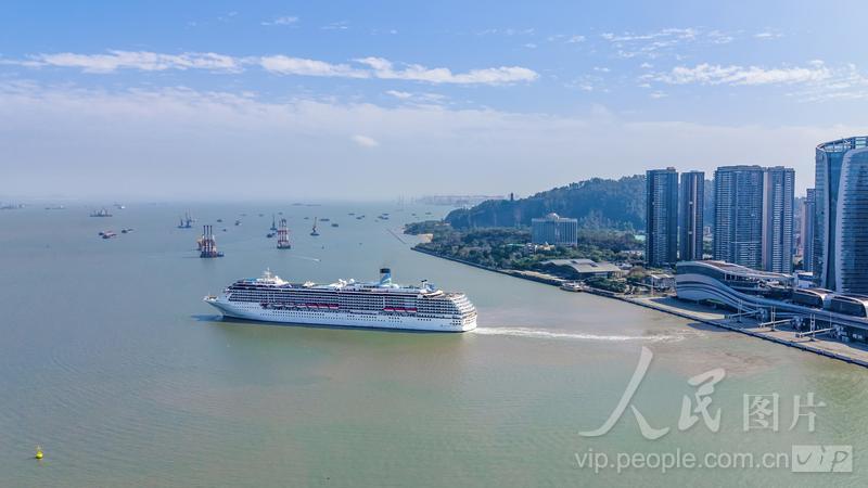 956677a753674d5ba02dfa138d94a202u2Si_m